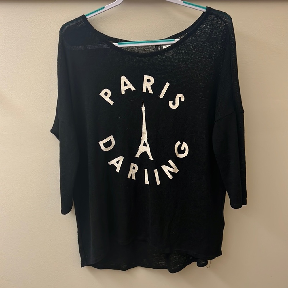 Black H&M medium pull over sweater